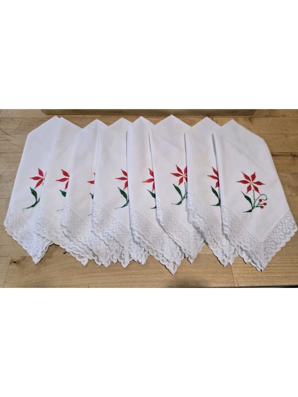 Vintage Christmas Chrysanthemum Embroidered Napkins Set 8 READ